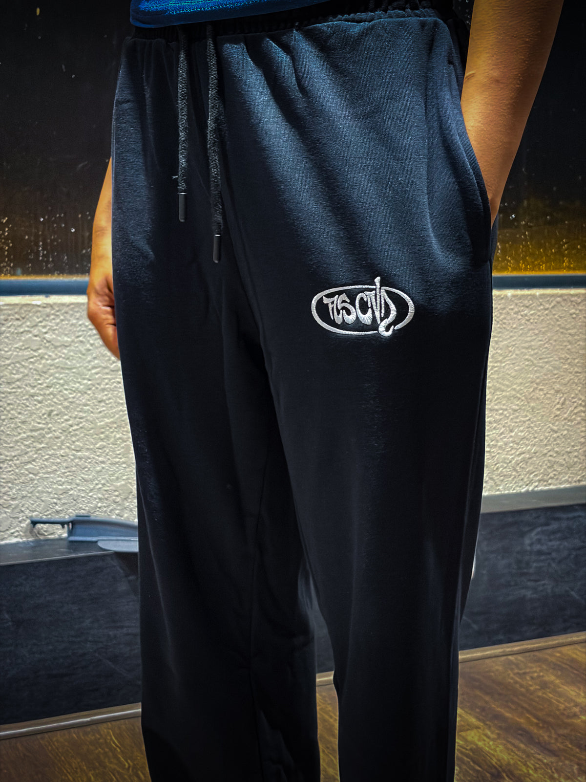 ASCND Black Joggers